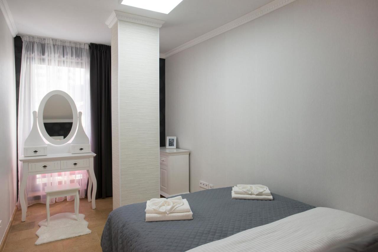 Lira Holiday Apartments Satu Mare Exteriér fotografie