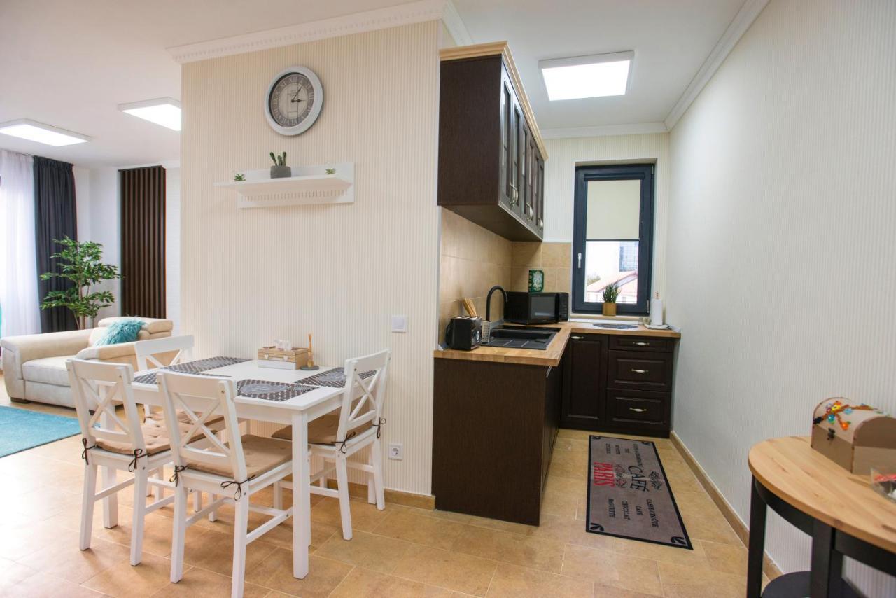 Lira Holiday Apartments Satu Mare Exteriér fotografie