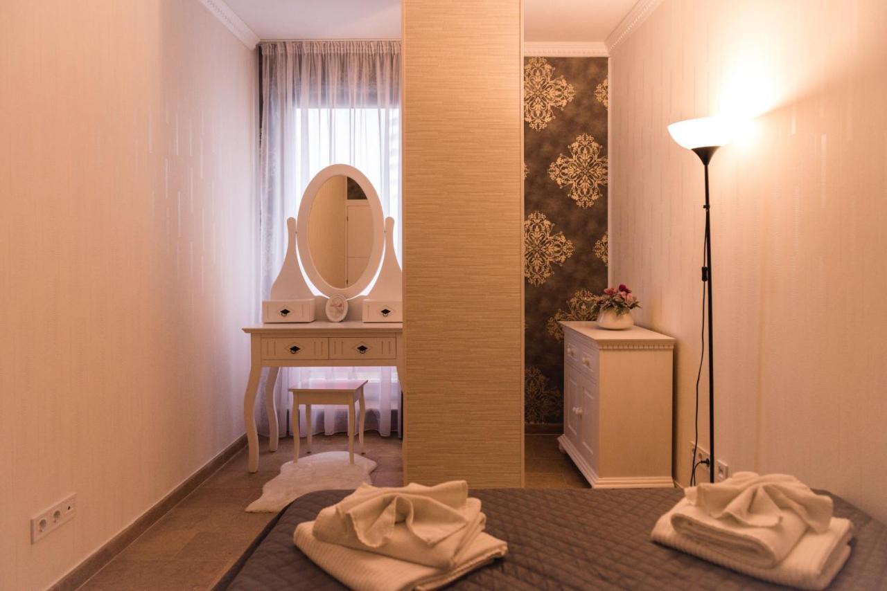 Lira Holiday Apartments Satu Mare Exteriér fotografie